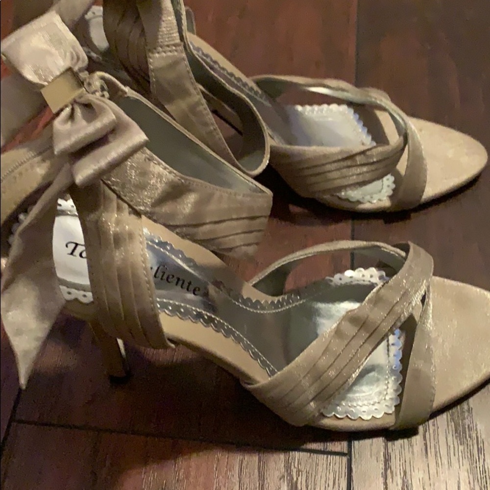 Women’s shoe